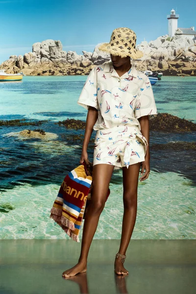 Look 32